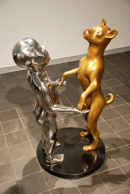 김석, 인간같은 동물, 동물같은 인간 2, 2007, 브론즈, 아크릴, 65x60x82cm(제공=소마미술관)