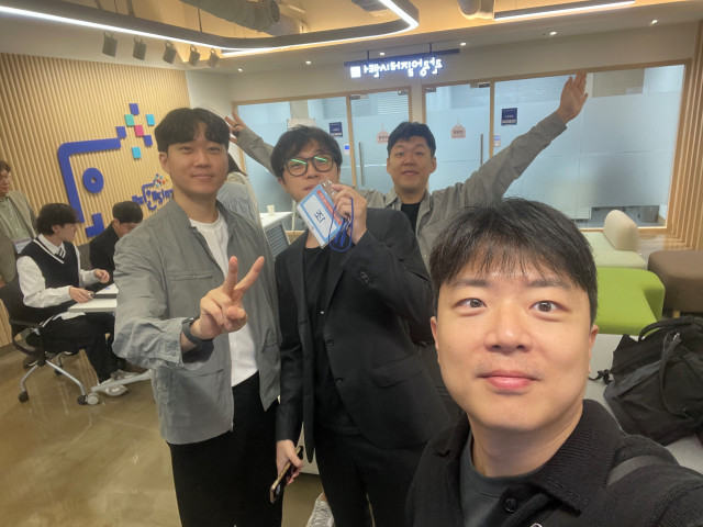 134크리에이티브랩 스노우라이브 개발진. 왼쪽부터 김영훈, 민윤동, 김윤식, 김명식